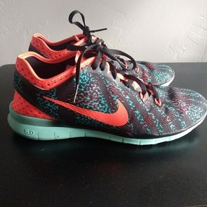 Nike free shoes